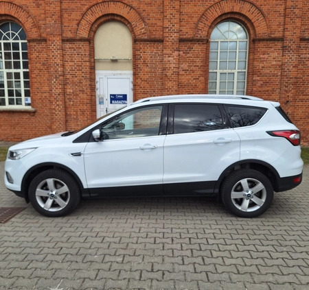 Ford Kuga cena 68900 przebieg: 122500, rok produkcji 2018 z Pabianice małe 562